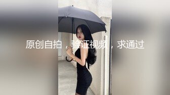 两个黑驴双管齐入3P【黑人吊毛小萝莉】各种姿势爆操小母狗，一个操穴一个爆菊，表情痛苦眼睛都睁不开了