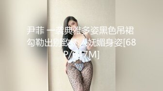 商场女厕偷拍年轻少妇白白嫩嫩的大鲍鱼又拉又吐的应该食物中毒了