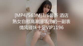 大型淫乱现场，换妻群p 推特48万粉【Babyjee】高价福利【130V】 (14)