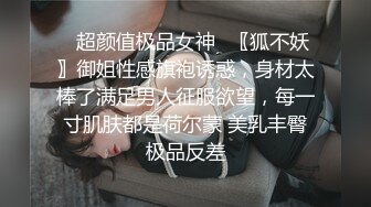 [MP4]颜值不错腿上纹身蓝衣妹子啪啪，近距离拍摄舔逼上位骑坐大力抽插猛操