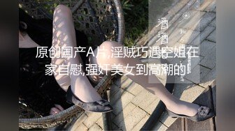 [MP4/ 831M]&nbsp;&nbsp;发情少女激情大秀，颜值不错被纹身小哥拽着胳膊后入爆草抽插，浪叫呻吟表情好骚